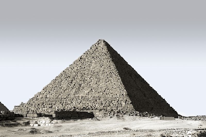 Ridley Scott's Spectacular Film Trailer Shows Napoleon's Breathtaking Pyramids Adventure!film,trailer,RidleyScott,Napoleon,pyramids,adventure