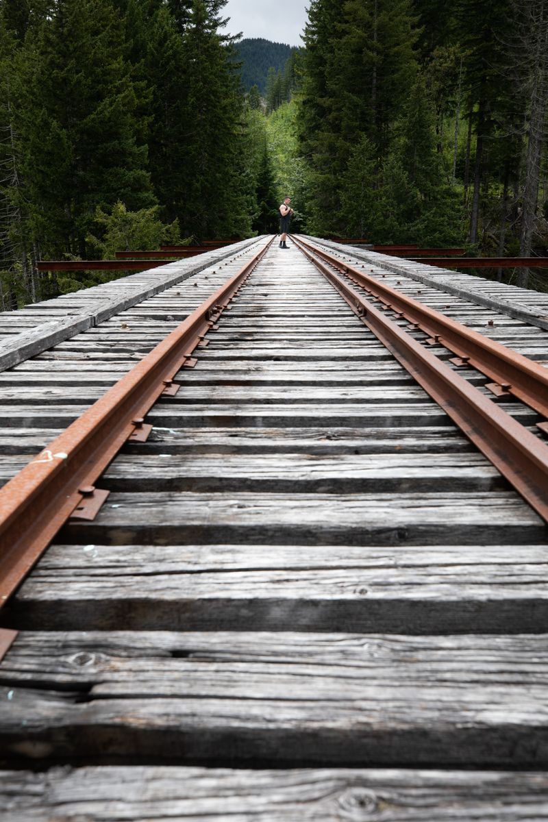 Commuter Commotion Subsides Following Police Incident on Train Trackswordpress,commuter,commotion,policeincident,traintracks