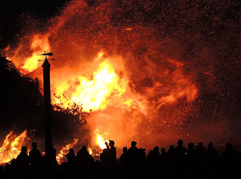 "The Deadly Blast: Romania's Devastated Gas Station Raises Questions about Safety and Security"Romania,gasstation,safety,security,deadlyblast,devastated,questions