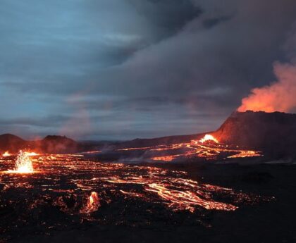 Exploring the Impact: Mount Etna's Eruption Forces Airport Closurevolcanoeruption,MountEtna,airportclosure,naturaldisaster,impactanalysis