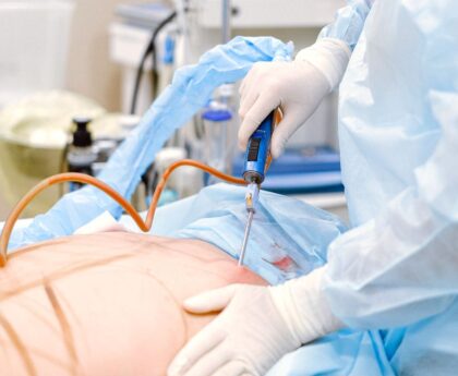 "Kourtney Kardashian's Emergency Fetal Surgery: Ensuring the Safety of Her Baby"kourtneykardashian,emergencyfetalsurgery,safety,baby