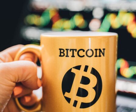 Crypto Craze: Bitcoin Price Volatility Triggers Over $100M in Short Liquidationsbitcoin,cryptocurrency,pricevolatility,shortliquidations,cryptomarket